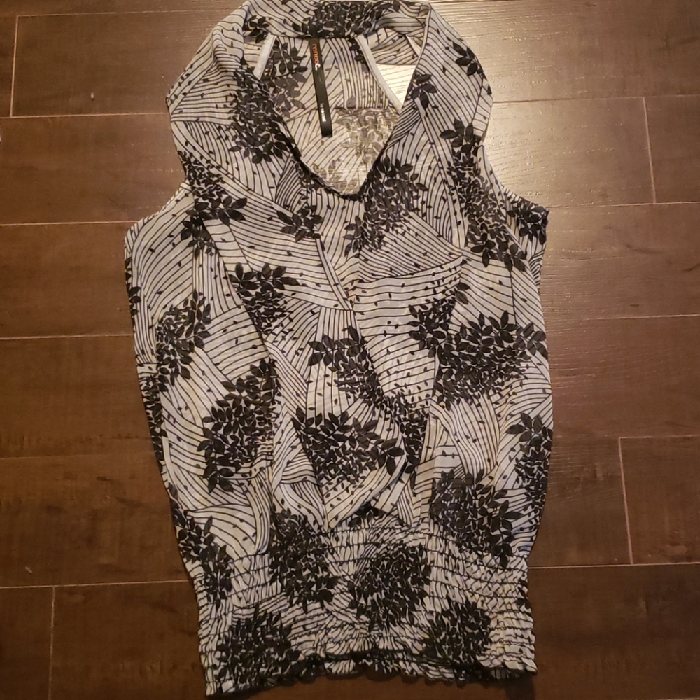 Sheer sleeveless shirt